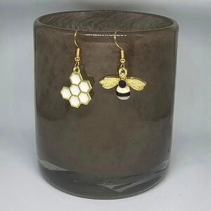 Sweet as Honey: Bee & Honeycomb Mismatched Stud Earrings (New)